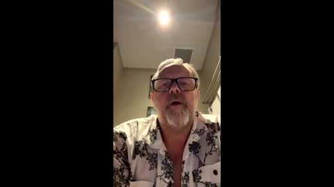 girlsandbikes online show from 02-23-26, 04:04