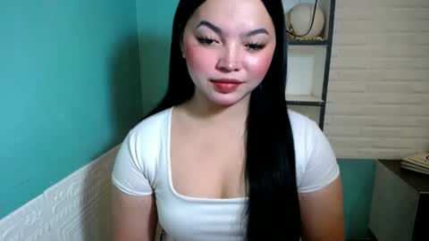 Snapshot of girlthatuneedxxx chatting on 02-24-26, 06:39 Rhaine online show from 02-24-26, 06:39
