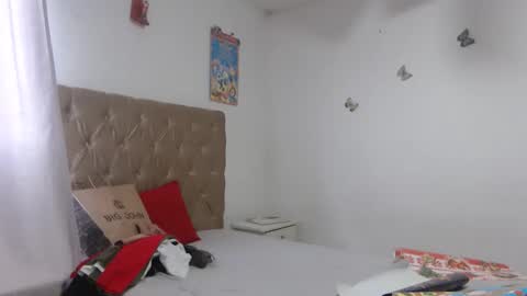 Victoria online show from 12-21-25, 06:26