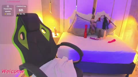 Snapshot of gisela27 chatting on 05-06-26, 12:10 Gisella online show from 05-06-26, 12:10