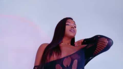gisela_valencia online show from 06-11-26, 05:49