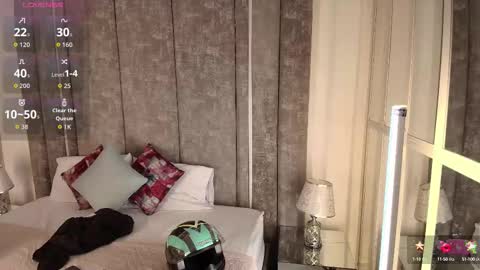     online show from 09-17-25, 12:18