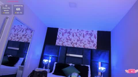     online show from 10-19-25, 10:38