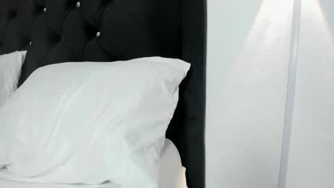 Gisell online show from 03-09-26, 01:15