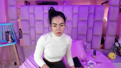 Snapshot of gisell_squirt chatting on 11-27-25, 12:51 gisell_squirt online show from 11-27-25, 12:51