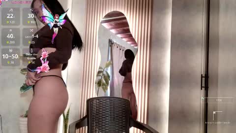 Snapshot of giselle_loren chatting on 09-13-25, 07:02 giselle_loren online show from 09-13-25, 07:02