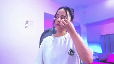 GISELLE ROLDAN online show from 01-11-26, 04:17