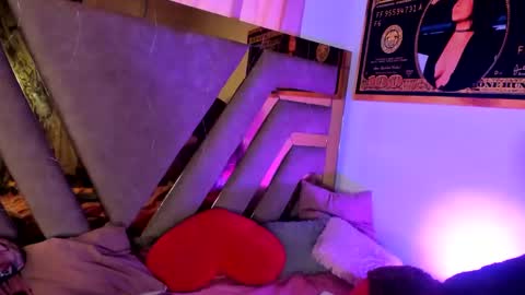 Snapshot of giselreyes1 chatting on 12-14-24, 06:41 . Gisel Reyes . online show from 12-14-24, 06:41