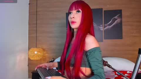 Gigi  online show from 02-25-25, 03:52