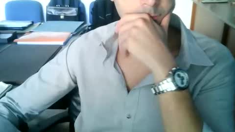 giuseppevai1 online show from 09-12-25, 08:03