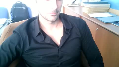 giuseppevai1 online show from 10-28-25, 10:19