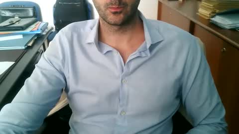 Snapshot of giuseppevai1 chatting on 05-06-26, 09:58 giuseppevai1 online show from 05-06-26, 09:58