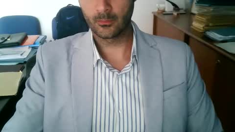 Snapshot of giuseppevai1 chatting on 05-18-26, 02:12 giuseppevai1 online show from 05-18-26, 02:12