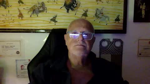 giutomma930394 online show from 04-25-26, 06:38