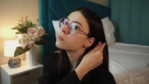 Agness online show from 02-03-26, 02:00