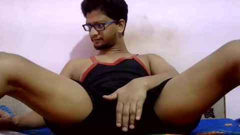 Snapshot of gjluv69 chatting on 10-30-25, 07:58 gjluv69 online show from 10-30-25, 07:58