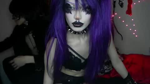 Gloomy online show from 12-19-25, 09:55