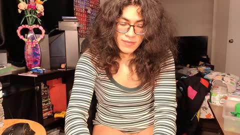 Snapshot of glaceon9 chatting on 01-31-25, 01:56 glaceon9 online show from 01-31-25, 01:56