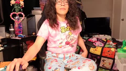 Snapshot of glaceon9 chatting on 02-01-25, 12:18 glaceon9 online show from 02-01-25, 12:18