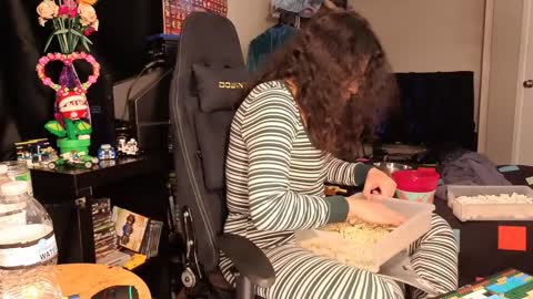 Snapshot of glaceon9 chatting on 02-06-25, 07:24 glaceon9 online show from 02-06-25, 07:24