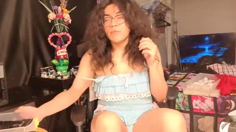 Snapshot of glaceon9 chatting on 02-09-25, 04:50 glaceon9 online show from 02-09-25, 04:50