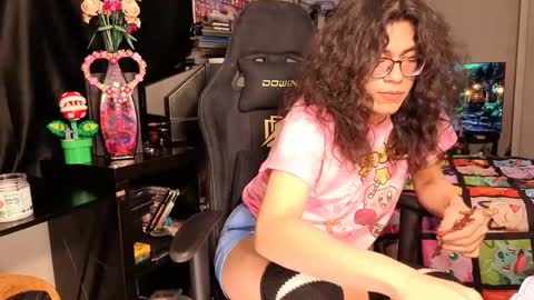 Snapshot of glaceon9 chatting on 02-17-25, 11:53 glaceon9 online show from 02-17-25, 11:53