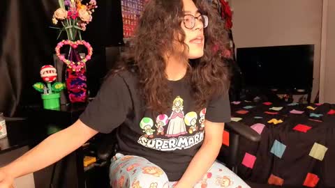 Snapshot of glaceon9 chatting on 02-25-25, 01:30 glaceon9 online show from 02-25-25, 01:30