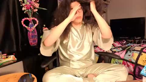 Snapshot of glaceon9 chatting on 03-06-25, 07:57 glaceon9 online show from 03-06-25, 07:57