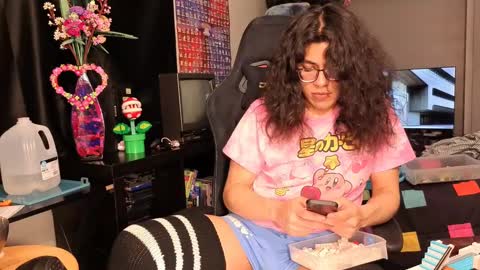 Snapshot of glaceon9 chatting on 03-08-25, 08:35 glaceon9 online show from 03-08-25, 08:35