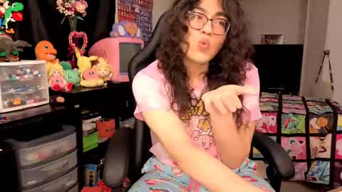 Snapshot of glaceon9 chatting on 09-29-25, 02:11 glaceon9 online show from 09-29-25, 02:11