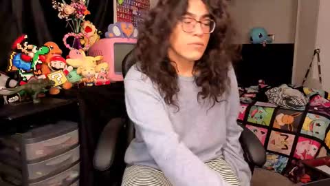 Snapshot of glaceon9 chatting on 11-05-25, 11:32 glaceon9 online show from 11-05-25, 11:32