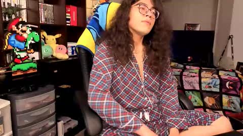 Snapshot of glaceon9 chatting on 11-10-25, 02:05 glaceon9 online show from 11-10-25, 02:05