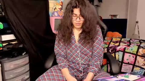 Snapshot of glaceon9 chatting on 12-03-25, 02:41 glaceon9 online show from 12-03-25, 02:41