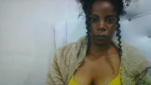 Snapshot of gladie46 chatting on 07-25-26, 06:16 gladie46 online show from 07-25-26, 06:16