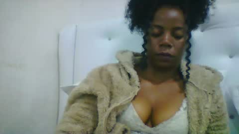 Snapshot of gladie46 chatting on 07-28-26, 05:01 gladie46 online show from 07-28-26, 05:01