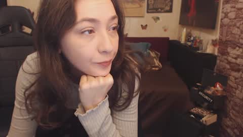 Snapshot of glamourhottie chatting on 01-20-25, 09:56 Glamourhottie online show from 01-20-25, 09:56