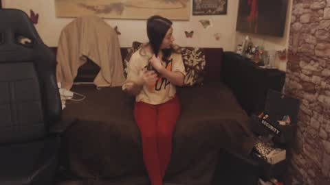 Snapshot of glamourhottie chatting on 01-27-25, 08:40 Glamourhottie online show from 01-27-25, 08:40