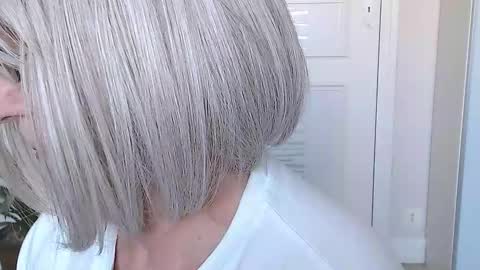 Snapshot of glan_do_line chatting on 02-06-25, 02:04 Pauline online show from 02-06-25, 02:04