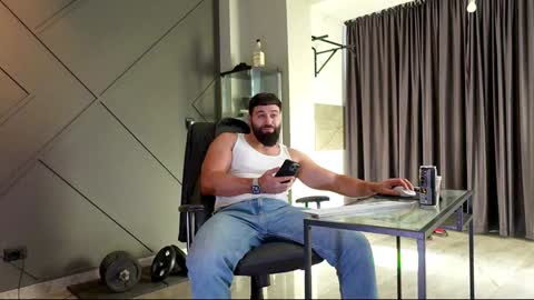 Matthew .. for short call me Matt online show from 01-05-25, 01:26