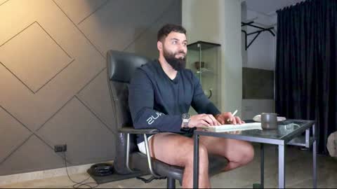 Matthew .. for short call me Matt online show from 01-27-25, 05:48