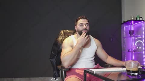 Matthew .. for short call me Matt online show from 03-12-26, 08:37