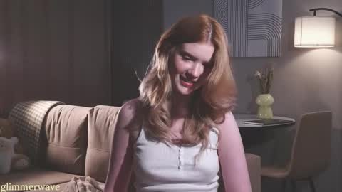 Snapshot of glimmerwave chatting on 12-13-25, 08:36 Gracia online show from 12-13-25, 08:36