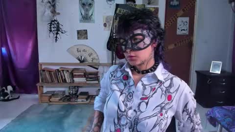 NYX online show from 10-24-25, 03:08