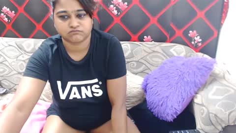 glitter candy online show from 03-05-25, 09:59