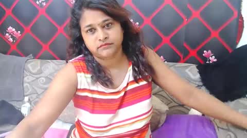 glitter candy online show from 03-08-25, 08:22