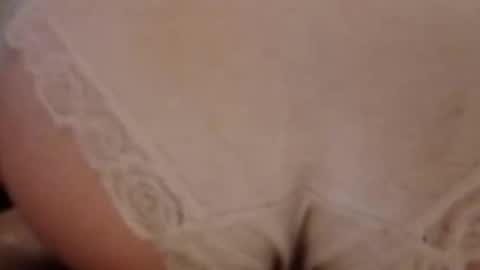 Snapshot of glizzy4u chatting on 12-17-25, 12:44 glizzy4u online show from 12-17-25, 12:44