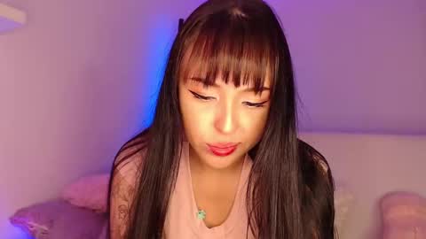 Snapshot of gloomydoll chatting on 12-18-24, 07:19 Mimi online show from 12-18-24, 07:19
