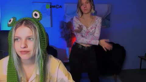 Snapshot of gloria_bubble chatting on 11-14-25, 10:25 your dream online show from 11-14-25, 10:25