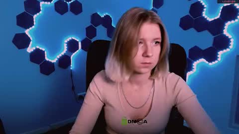 Snapshot of gloria_bubble chatting on 11-22-25, 10:36 your dream online show from 11-22-25, 10:36