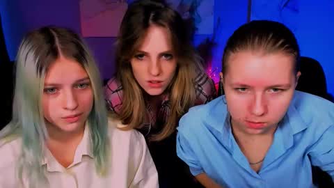 Snapshot of gloria_bubble chatting on 11-27-25, 10:17 your dream online show from 11-27-25, 10:17